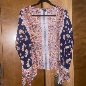Summer cardigan either for a festival or a lakeside dinner.